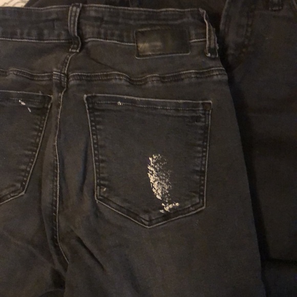 Mavi Jeans distressed black high waisted! - Picture 5 of 9